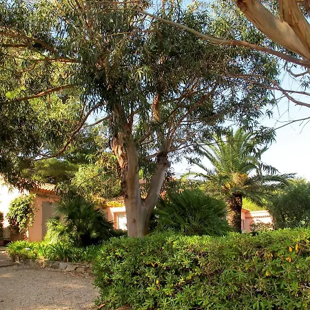 Holiday Ferienhaus Mit Pool Ferienhaus *